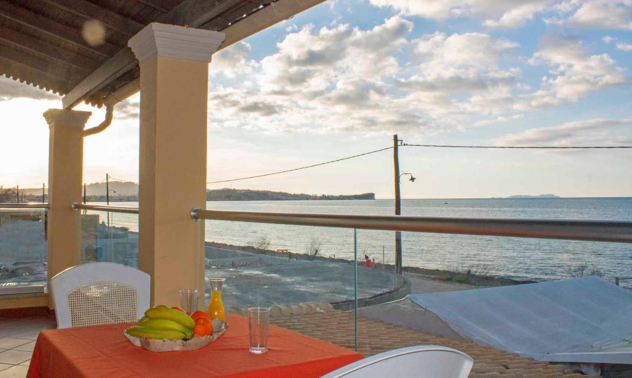 Frosos Beachfront Maisonette Acharavi Acharavi  Bagian luar foto